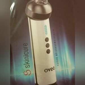 Skincure Microdermabrasion Device - Black and White